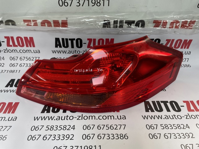 Ліхтар задній правий 13226857 OPEL