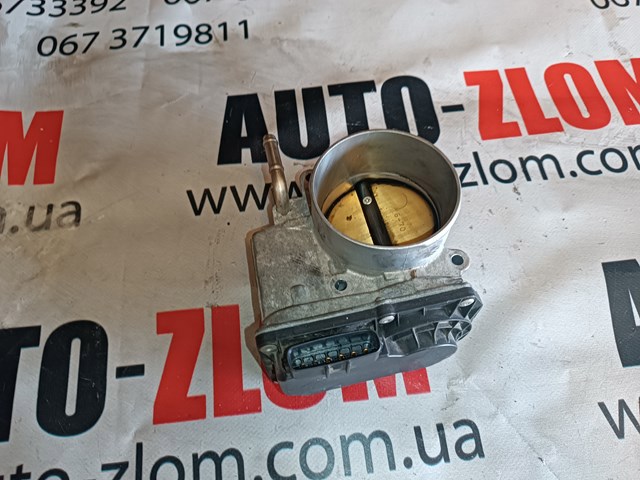 Блок дросельної заслінки 2203031030 TOYOTA