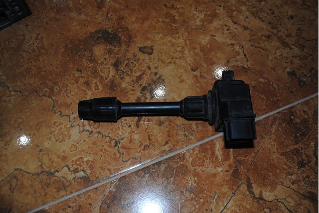 Котушка запалювання 2244831U06 NISSAN