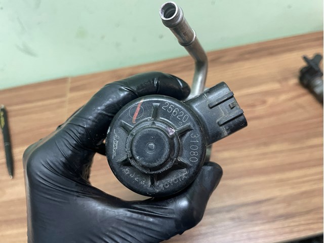 Клапан рециркуляції відпрацьованих газів EGR 2562031080 TOYOTA
