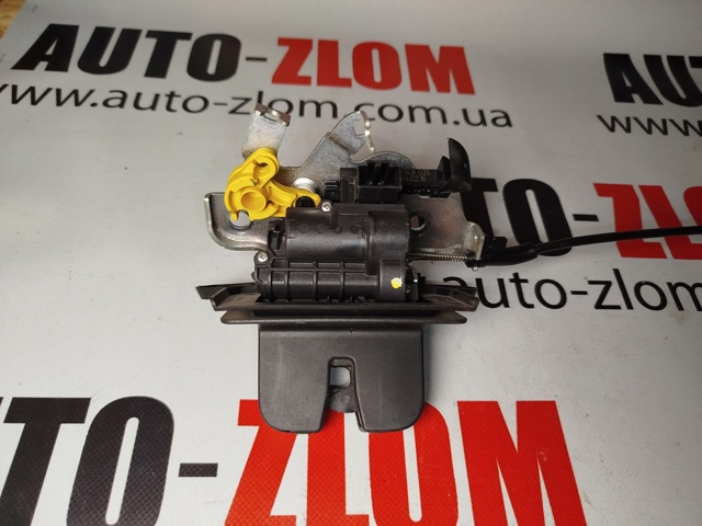 Центральний замок багажника 4M0827506B VAG