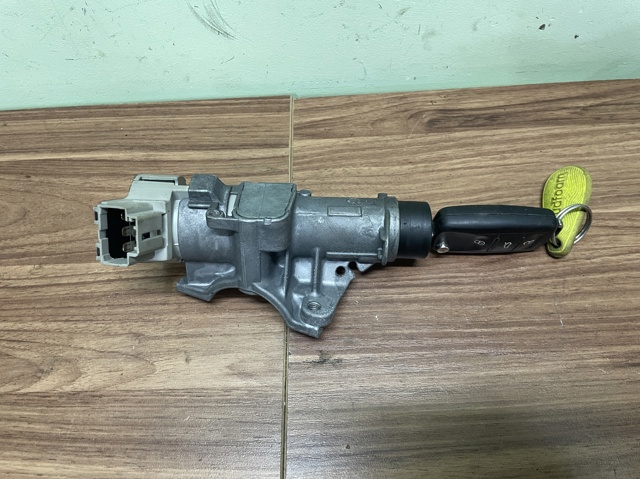 Замок запалювання 6R0905851D VAG
