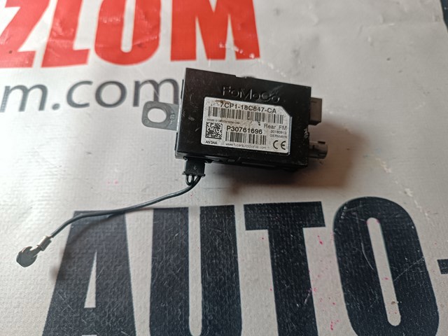 Підсилювач сигналу антени 7CP118C847CA FORD