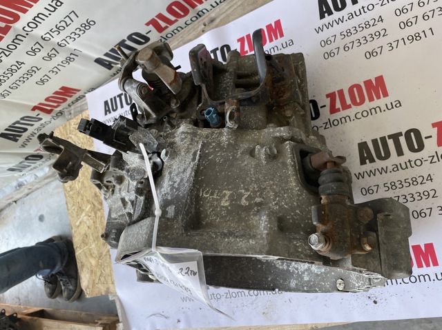Механічна коробка перемикання передач 8200131489 NISSAN