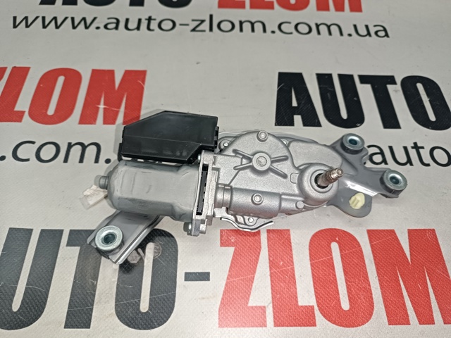Двигун склоочисника заднього скла 8513048080 TOYOTA