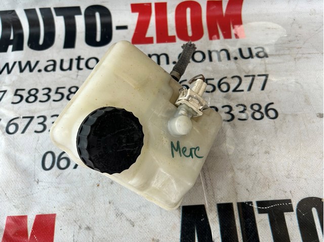 Бачок гальмівної рідини A0024313502 MERCEDES