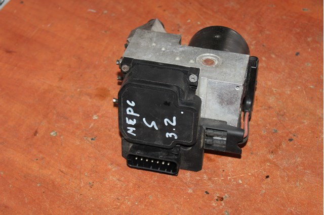 Блок керування АБС (ABS) A0034318012 MERCEDES