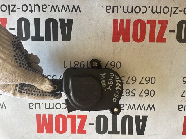 Клапан приводу заслінок впускного колектора A6111500494 MERCEDES