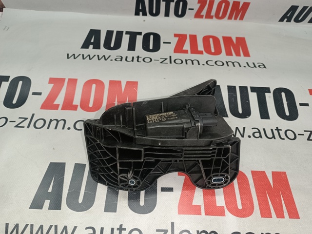 Педаль газу (акселератора) GHP941600H MAZDA