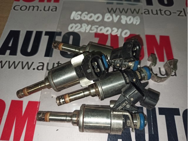 Форсунка дизельна в зборі, розпилювач + тримач 16600BV80A NISSAN