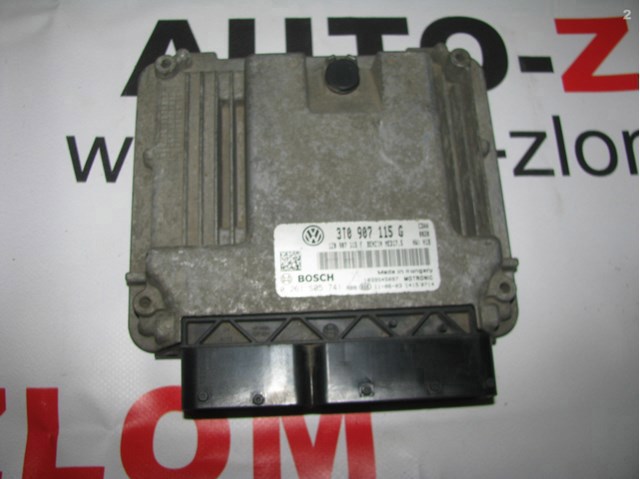 Комп'ютер двигуна Skoda SuperB 2