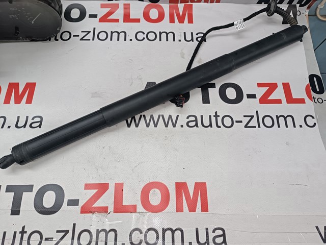 Амортизатор кришки багажника 3V0827851 VAG