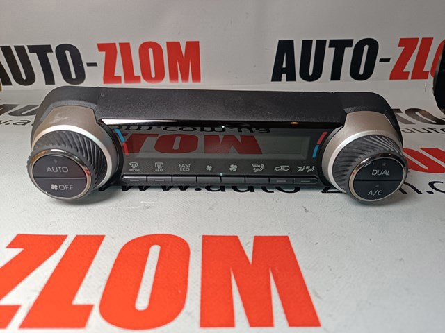 Блок управління пічкою 5590042580 TOYOTA