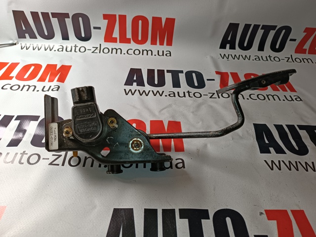 Підаль газу 7801033010 TOYOTA