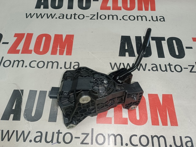 Підаль газу 7811033140 TOYOTA