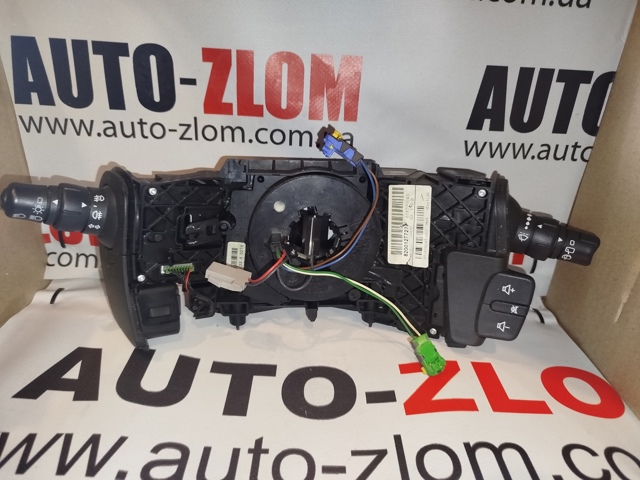 Перемикач підрульовий 8200127727 RENAULT