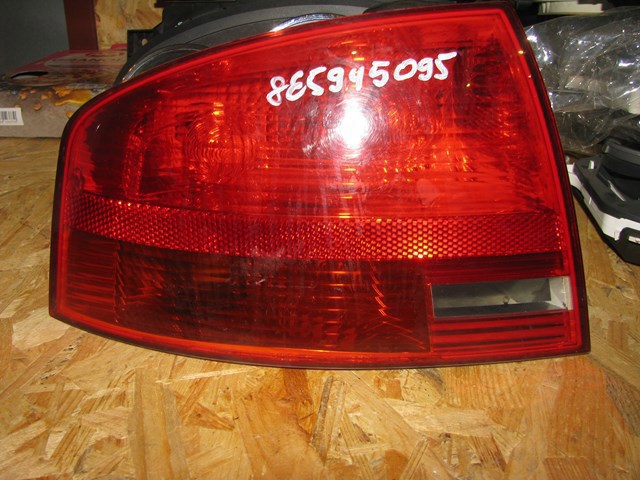 Ліхтар задній 8E5945095 VAG