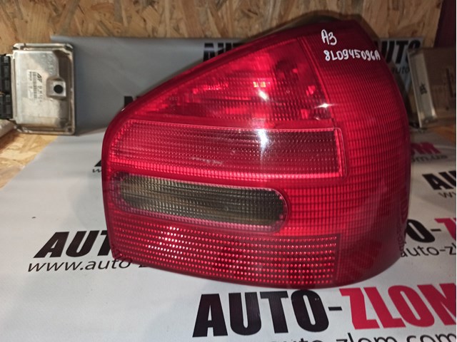 Ліхтар задній правий 8L0945096A VAG