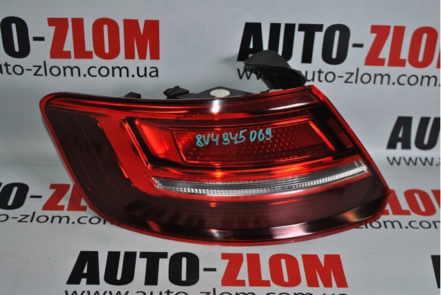 Стоп задній 8V4945069 VAG