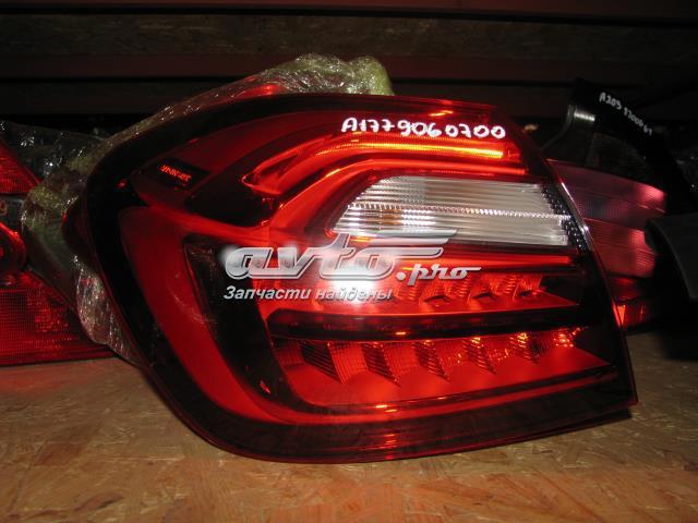 Задня ліва фара A1779060700 MERCEDES