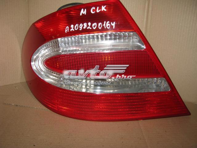 Задня ліва фара Mercedes CLK