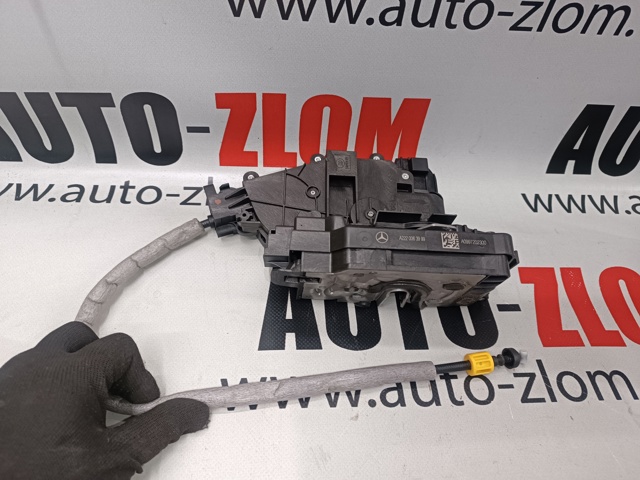 Замок двері правої передньої A2220063999 MERCEDES