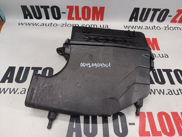 Корпус повітряного фільтра, лівий A6420904301 MERCEDES