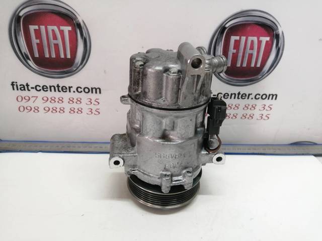Компресор кондиціонера 52061760 CHRYSLER