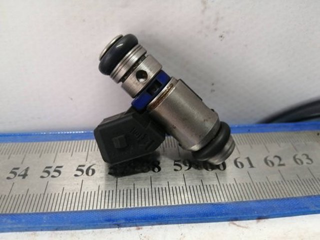 Форсунка вприску палива 71737174 MAGNETI MARELLI