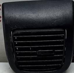 Решітка вентиляції салону в підлокітнику, задня 735498692 Fiat/Alfa/Lancia