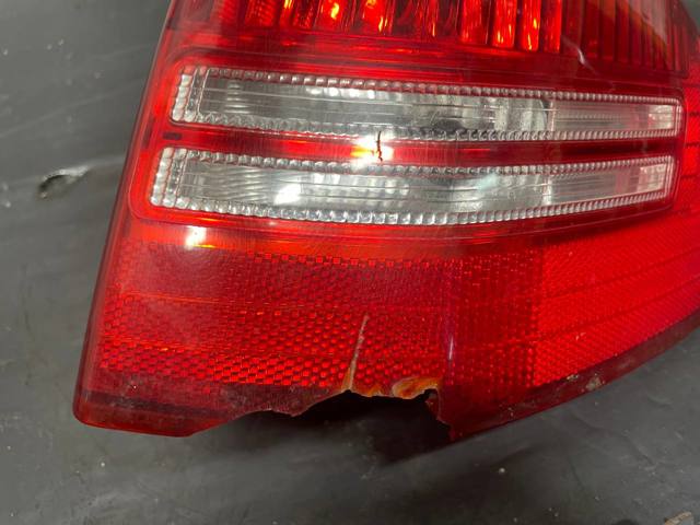 Задній правий стоп 965586398001 PEUGEOT