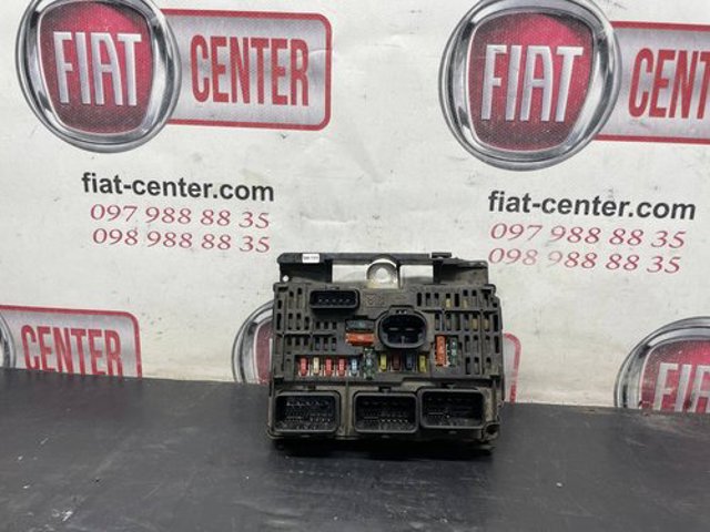 Реле запобіжників 9661682580 CONTINENTAL