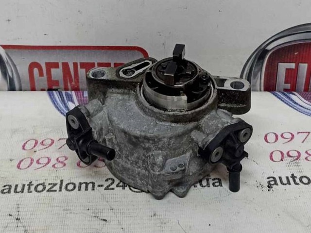 Насос вакуумний 9804021880 PEUGEOT