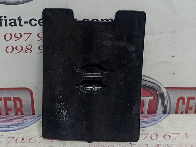 Заглушка кузова A4476860782 MERCEDES