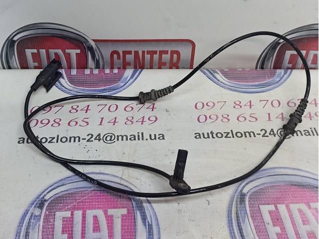 Передній правий датчик абс A4479053402 MERCEDES