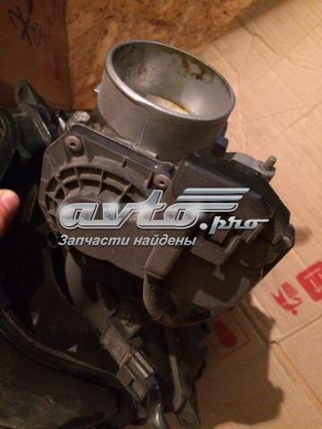Блок дросельної заслінки PE0113640B MAZDA