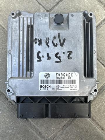 Модуль управління двигуном 070906016K VAG