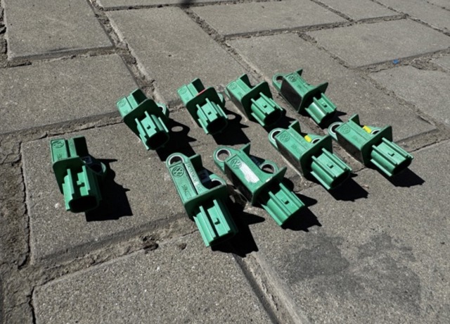 Датчик Айрбег передній 1K0909606 VAG