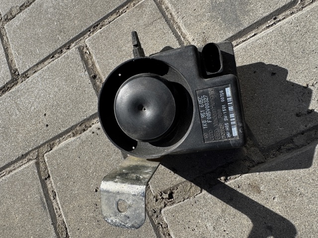 Сирена протиугінною системи 1K0951605C VAG