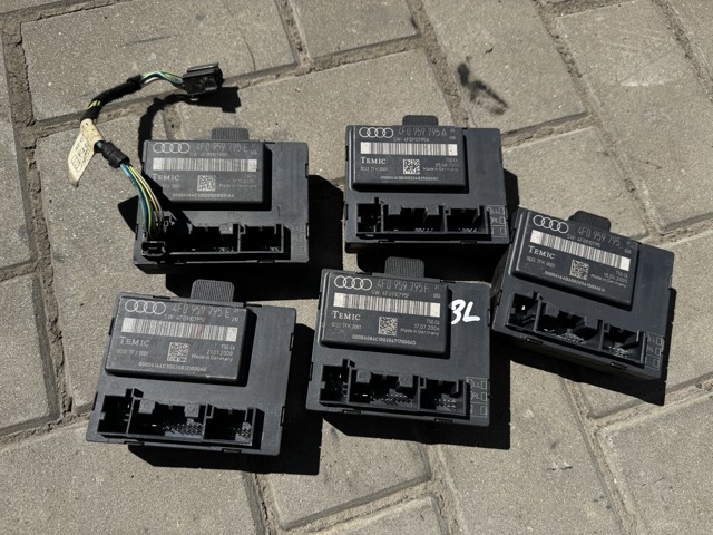Блок комфорту задніх дверей 4F0959795 VAG