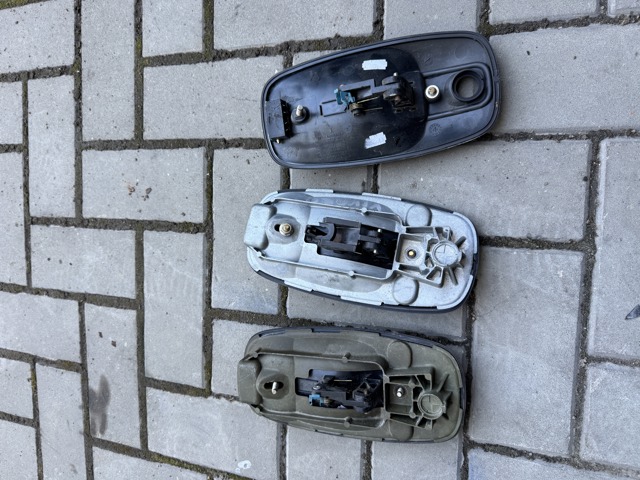 Ручка дверей бічних/зсувних, зовнішня 8200170625 RENAULT
