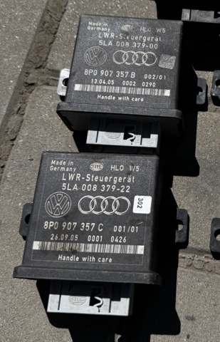 Модуль керування (ЕБК) адаптивного освітлення 8P0907357 VAG