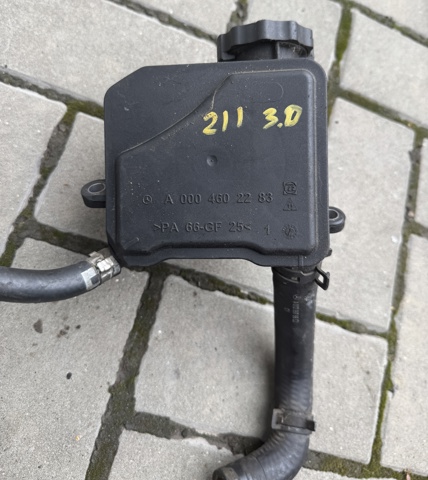 Бачок гідропідсилювача A0004602283 MERCEDES