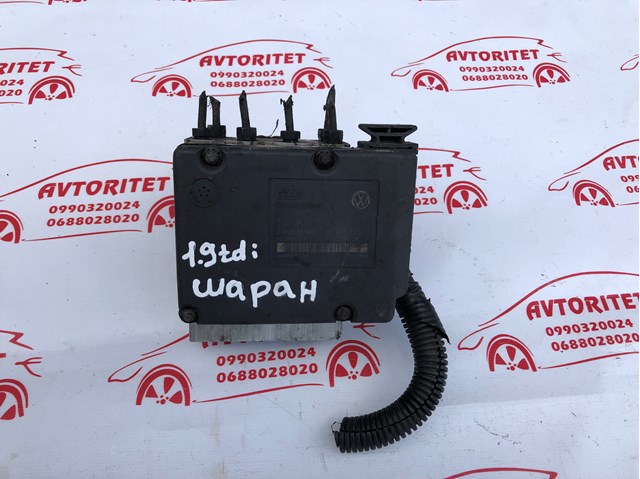 Блок АБС гідравлічний 1J0907379H VAG