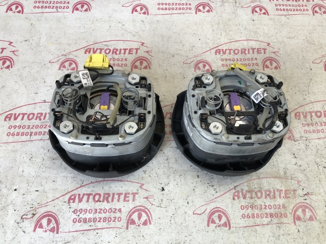 Подушка AIRBAG передня ліва 1K0880201N VAG
