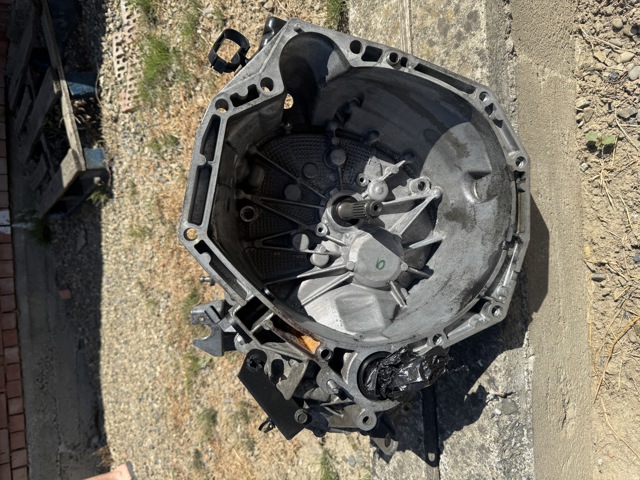 Ручна коробка передач Nissan Qashqai 1