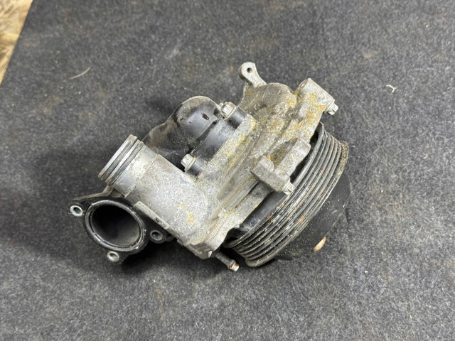 Помпа охолодження Dodge Stratus 1 ES