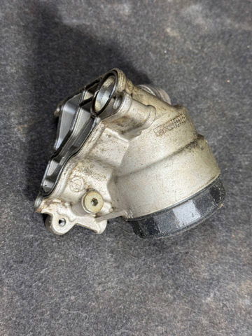 Корпус маслофільтра 11428637812 BMW