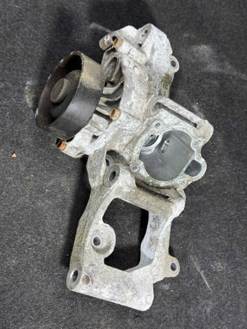Насос охолоджуючої рідини 11518601366 BMW