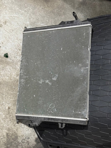 Радіатор охолодження, додатковий 17118625430 BMW